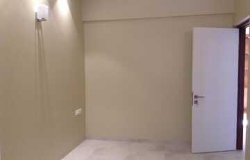 Sale 3 Bhk, Juhu Gulmohar DLH Square Cross Rd no. 9 and 10, a Building that Stands Apart
