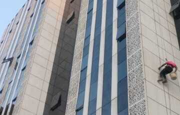 Rent 560 Office in Building behind Omkar Summit Business Bay, Andheri Kurla road, Andheri East, Mumbai
