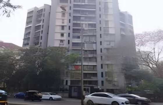 Sale 3 Bhk, 1200 sft, in Andheri W, Lokhandwala, Brooklyn Hill Tower.