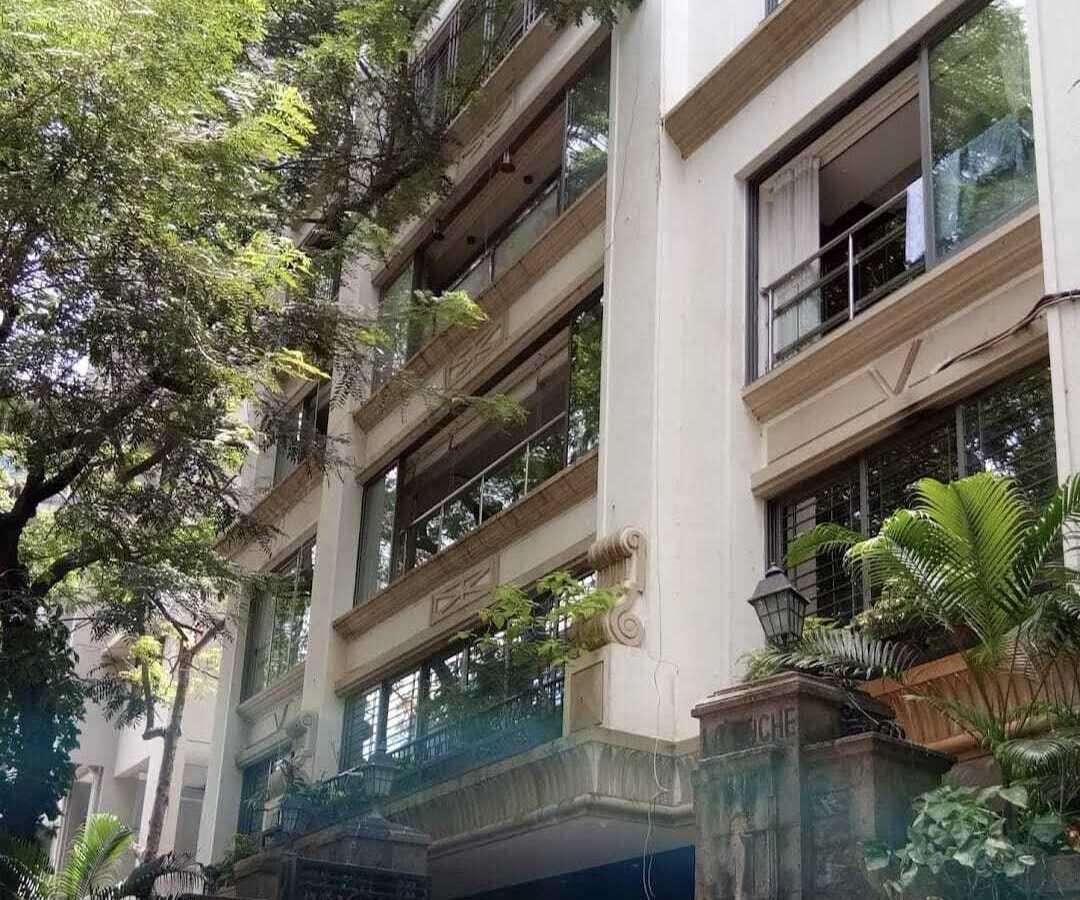 Rent Furnished 4 Bhk, in Bandra W, Nr Almeida Park, La Roche.