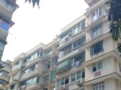 1 BHK Apartment For Sale At Peddar Road, Cumballa Hill.