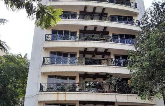 Rent F/F 3 Bhk in Khar W, Ekta Heights, 16th Rd.