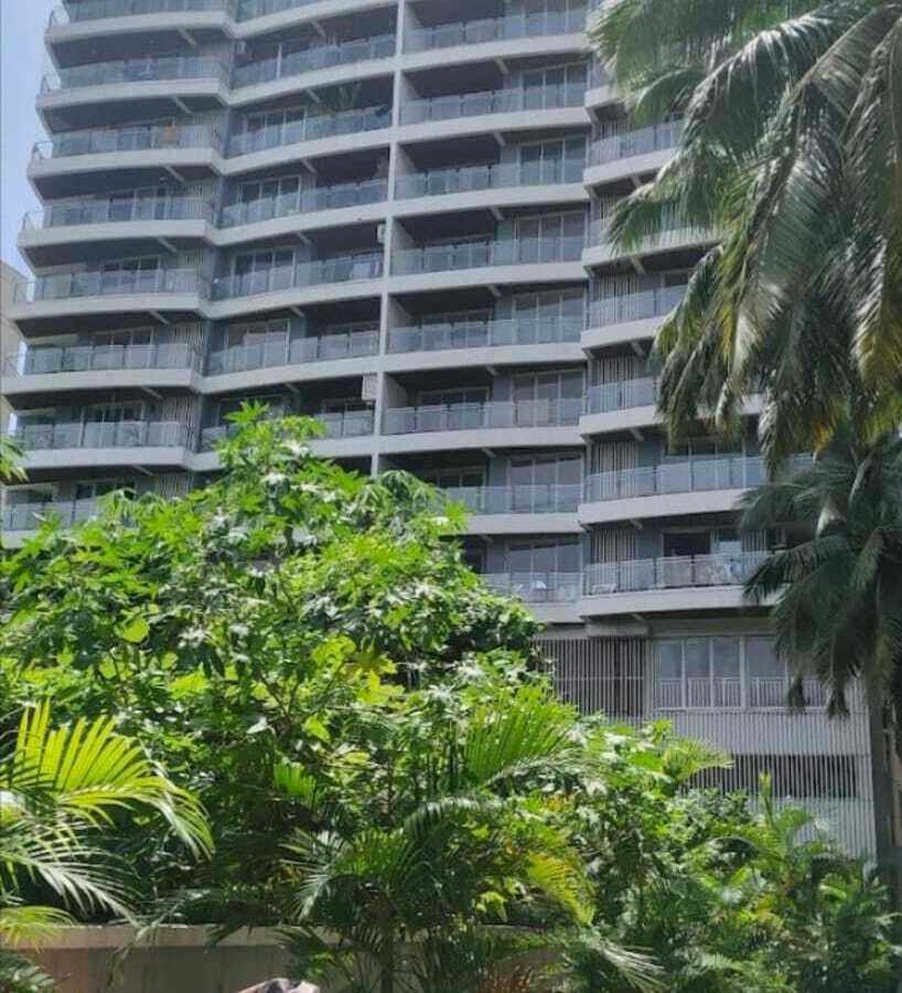Rent 3 Bhk, 1600+ sft, at The Nest by the Wadhwa, Andheri W, DN Nagar.
