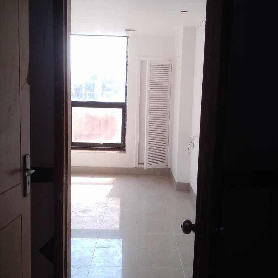 Sale 300 sqft Commercial Office Space Akruti Arcade, Azad Nagar Andheri West