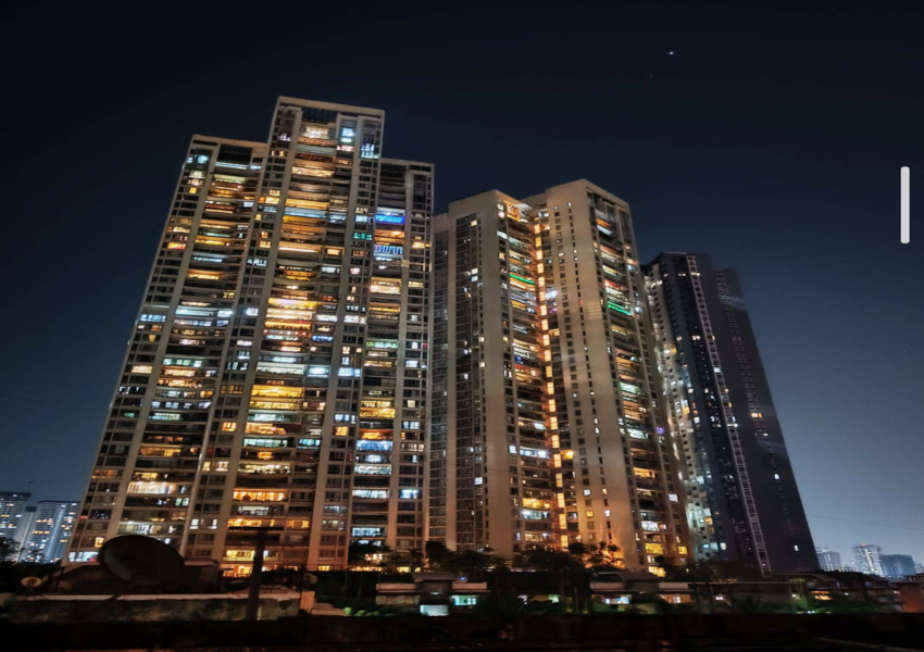 Sale 3.5 Bhk, Oshiwara Goregaon W, Imperial Heights.