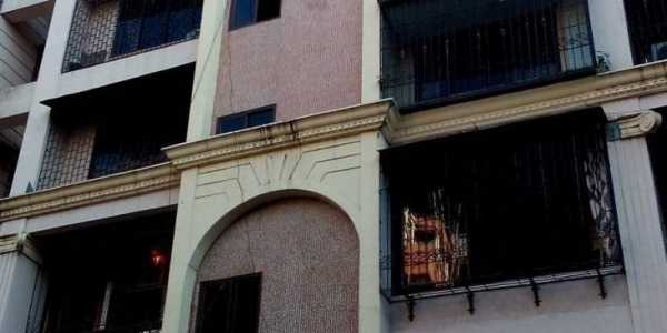 2 BHK Apartment For Rent At 9th Road, Bandra West.