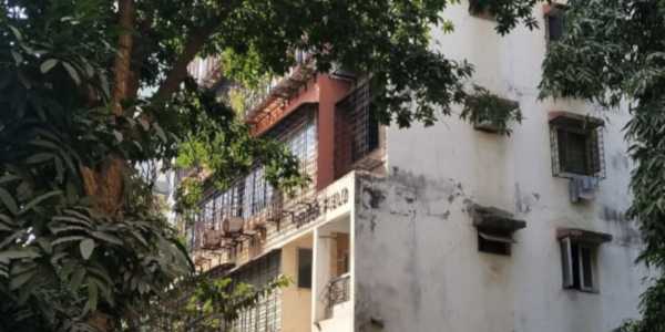 1 BHK Apartment For Sale At Lokhandwala Complex, Andheri West.