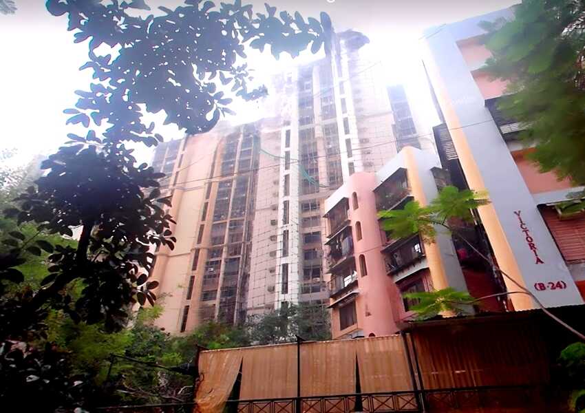 Sale 4 Bhk, Andheri W Shastri Nagar, Montreal Tower.