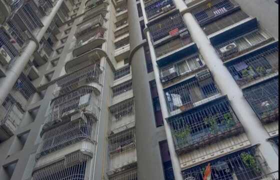 Rent F/F 3 Bhk, in Andheri West Shastri Nagar, Royal Resort.