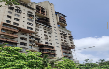 2+2 BHK Jodi Apartment of 1600 sq.ft. Area for Sale at Brookhill Tower, Lokhandwala Complex, Andheri West.