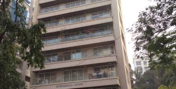 4 BHK Apartment For Rent At Nav Sonarbala Annexe, Bandra West.