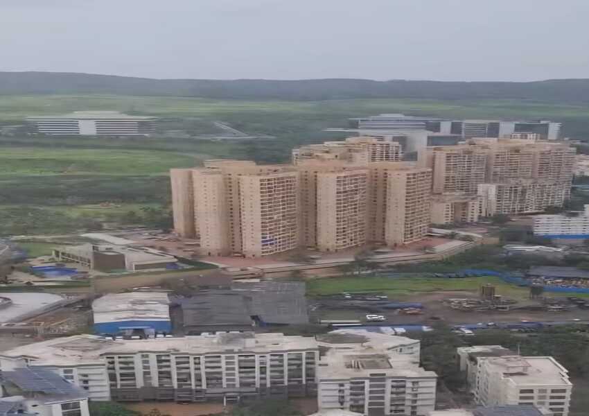 Sale 2 Bhk, Malad E Amazing National Park View Off Filmcity Rd, 788 sft, New Building Possession in Dec 2024