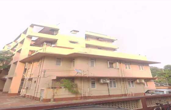 Sale F/F Flat, Off Hill Rd Bandra W, 1100 sft, Andrew Villa.