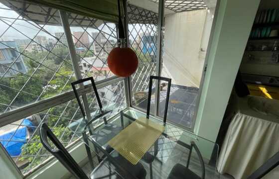 2 bhk for Sale next to Vakola Church, Santacruz East 680 sqft carpet area
