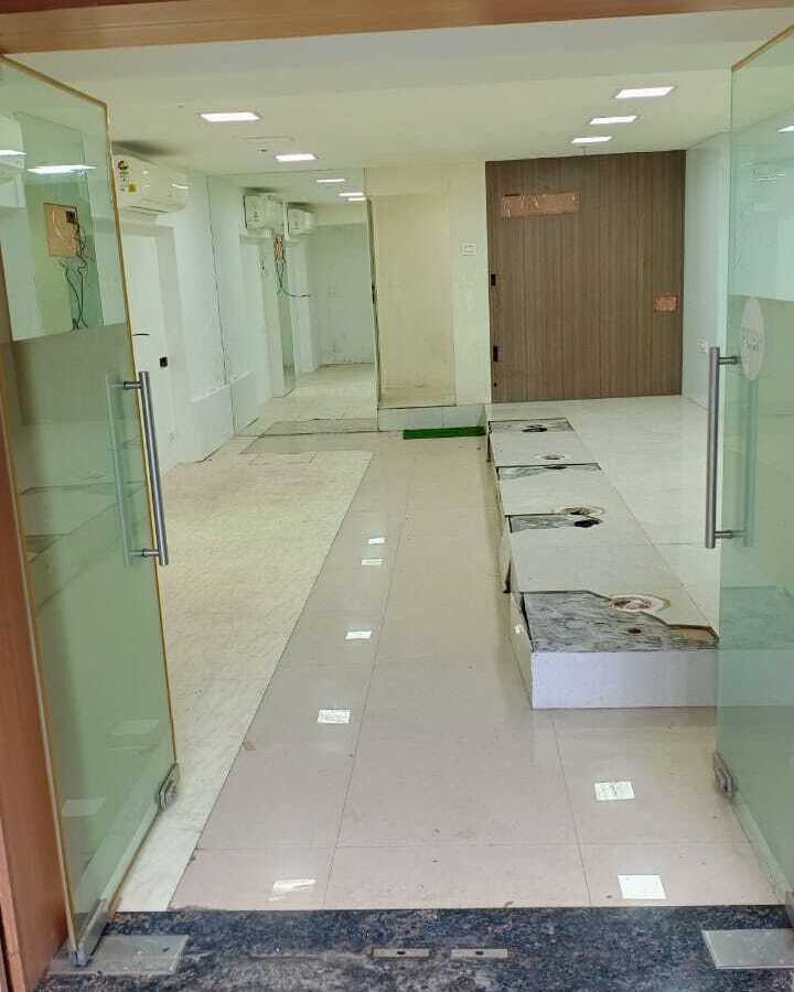 376 sqft Commercial Space, Shop for rent at Breach Candy