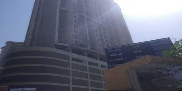 2.5 BHK Apartment For Sale At Runwal Elegante, Lokhandwala, Andheri West.