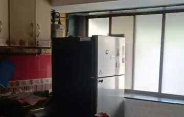 Rent Semi furnished 1 Bhk in Andheri W, Lokhandwala, Link Garden Tower.
