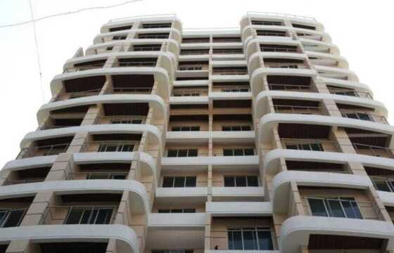 Sale 2 Bhk, 720 sft, at Bandra W Pali Naka, Maqba Heights.