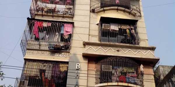 3 BHK Apartment For Rent At 5th Road, Khar West.