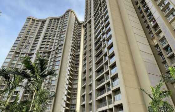Sale 3 Bhk, 1020 sft, Runwal Elegante, Andheri W Lokhandwala.