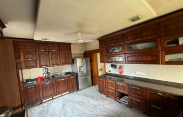 2400 sq.ft. 4 bhk Flat for Sale, Juhu JVPD Scheme, NS Rd no 10