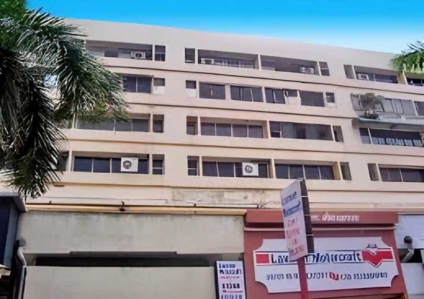 Rent Furnished 2000 sft Office, Chembur, Bezzola Complex.