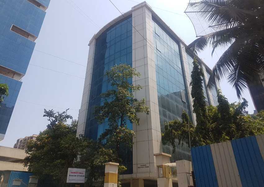 Sale F/F 450 sft Office, Andheri W Veera Desai Rd, Maruti Chamber.