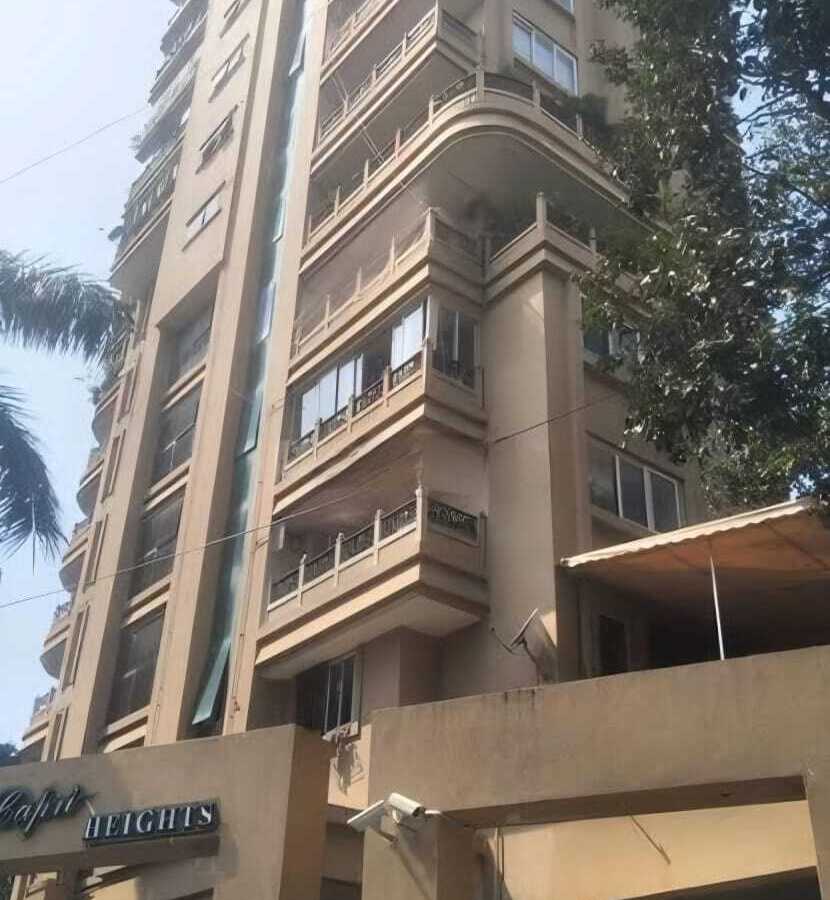 Sale Sea Facing 5 Bhk Duplex, 5000 sft, in Bandra W, Pali Hill, Capri Heights.