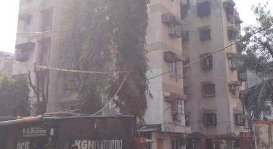 2 BHK Apartment For Rent At 4th Road, Khar West.