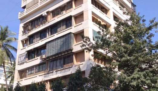 2 BHK Apartment For Rent At 16th Road, Bandra West.