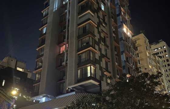 Sale 4 Bhk, 1500 sft, Santacruz W, Main Avenue, Blue Lotus.