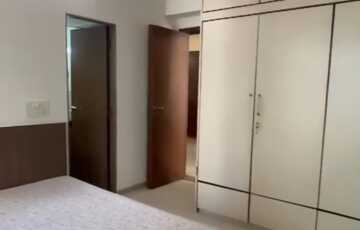 Rent Furnished 3 Bhk in Juhu, Gulmohar Cross Rd.