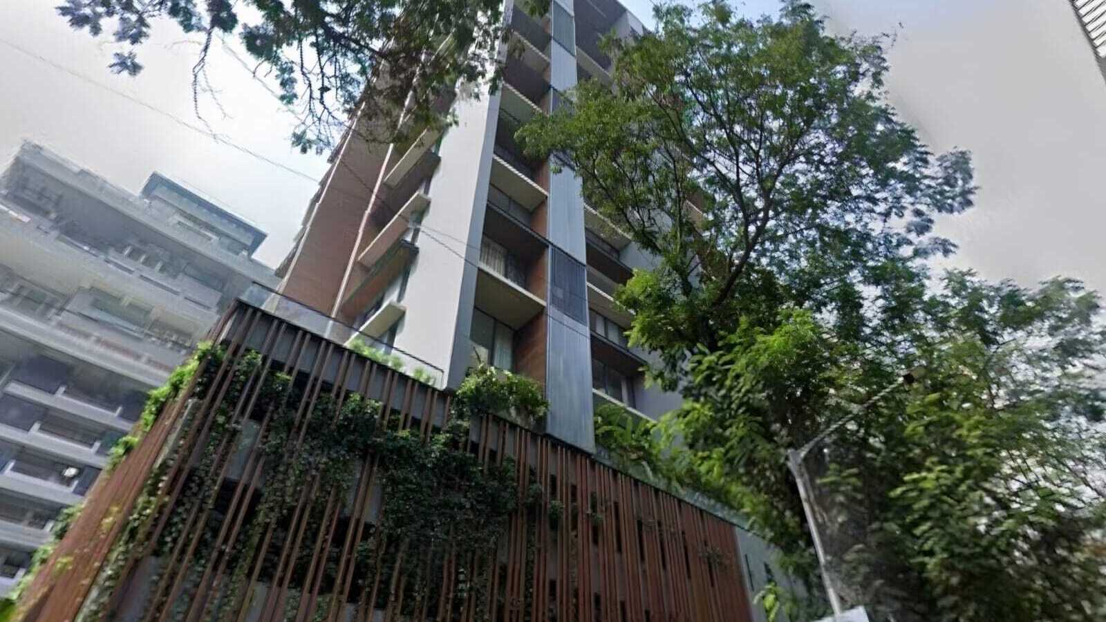 Maple Shade. Bandra West.