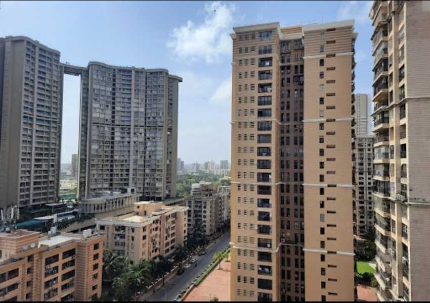 Sale 500 sft Shop, Andheri W Shastri Nagar, Royal Classic Building.