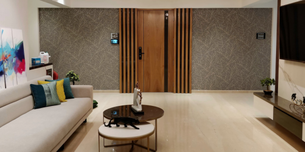 4 BHK Apartment For Sale At Gulmohar Road, Juhu.