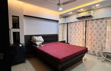 Sale 2 Bhk in Khar W, Ambedkar Rd, Lok Nirman Heights.