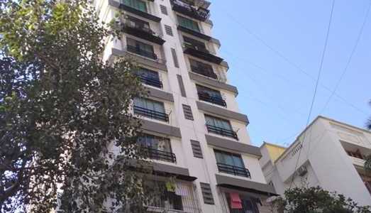 3 BHK Apartment For Rent At 16th Road, Khar West.