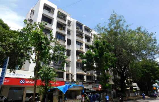 Rent 1 BHK in Vile Parle W, S V Rd – Majithia Apts.
