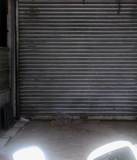 300 sqft Shop for Rent Khar SV Rd near Police Chowki