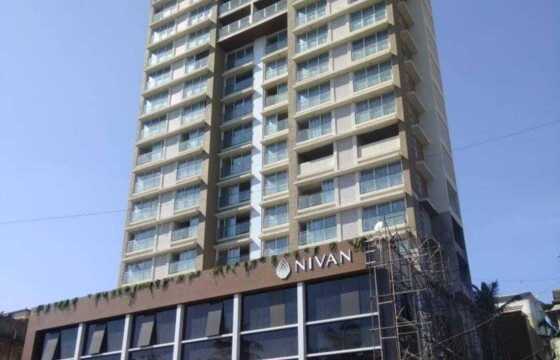 Rent F/F 3 Bhk at Khar W, SV Rd, Nivan.