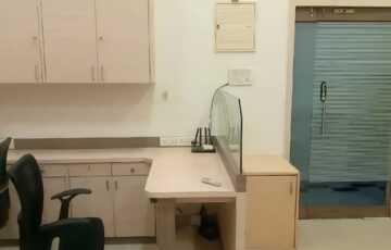 Rent Furnished 590 sft Office in Andheri W, Off Link Rd, Oberoi Chambers II.