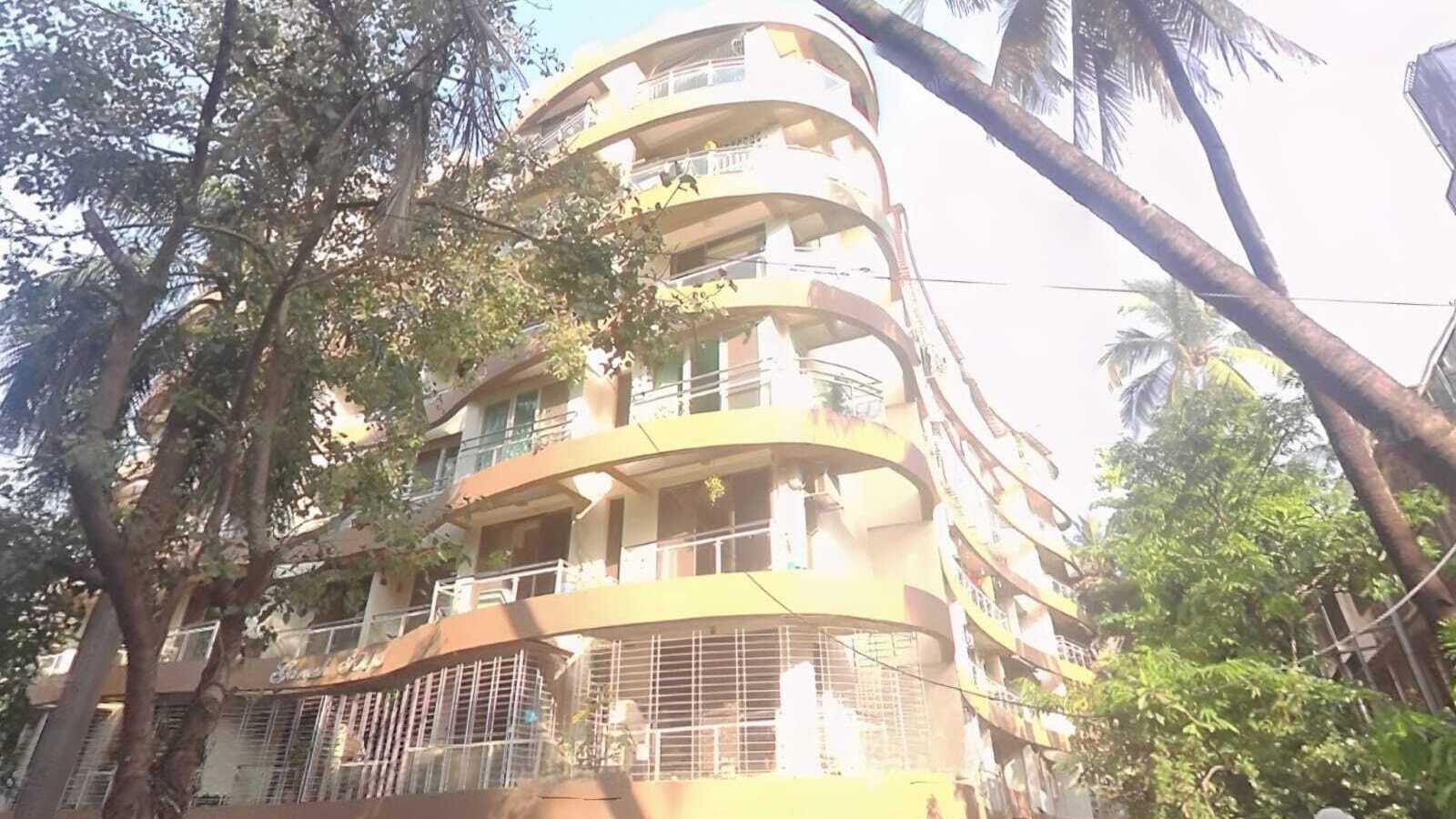 Ganesh Krupa, Santacruz West.