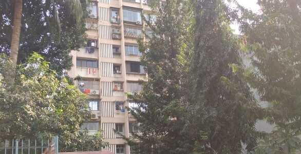 2 BHK Apartment For Sale At Sterling Tower, Lokhandwala Complex, Andheri West.