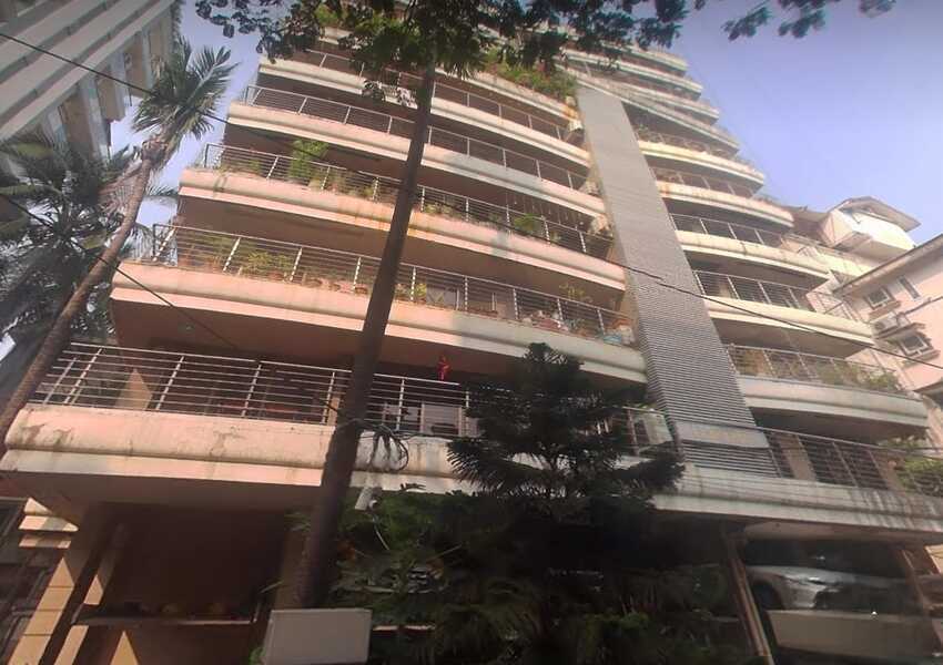Rent S/F 3 Bhk, 1421 sft, Santacruz W st. Francis Ave, Lewis Villa.