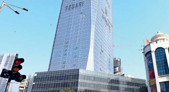 1000 Sq.ft. Commercial Space For Rent At Kohinoor Square, Dadar West.