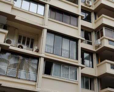 Large 3 bhk for Sale in Beach House Juhu, 1800 sq.ft carpet area 