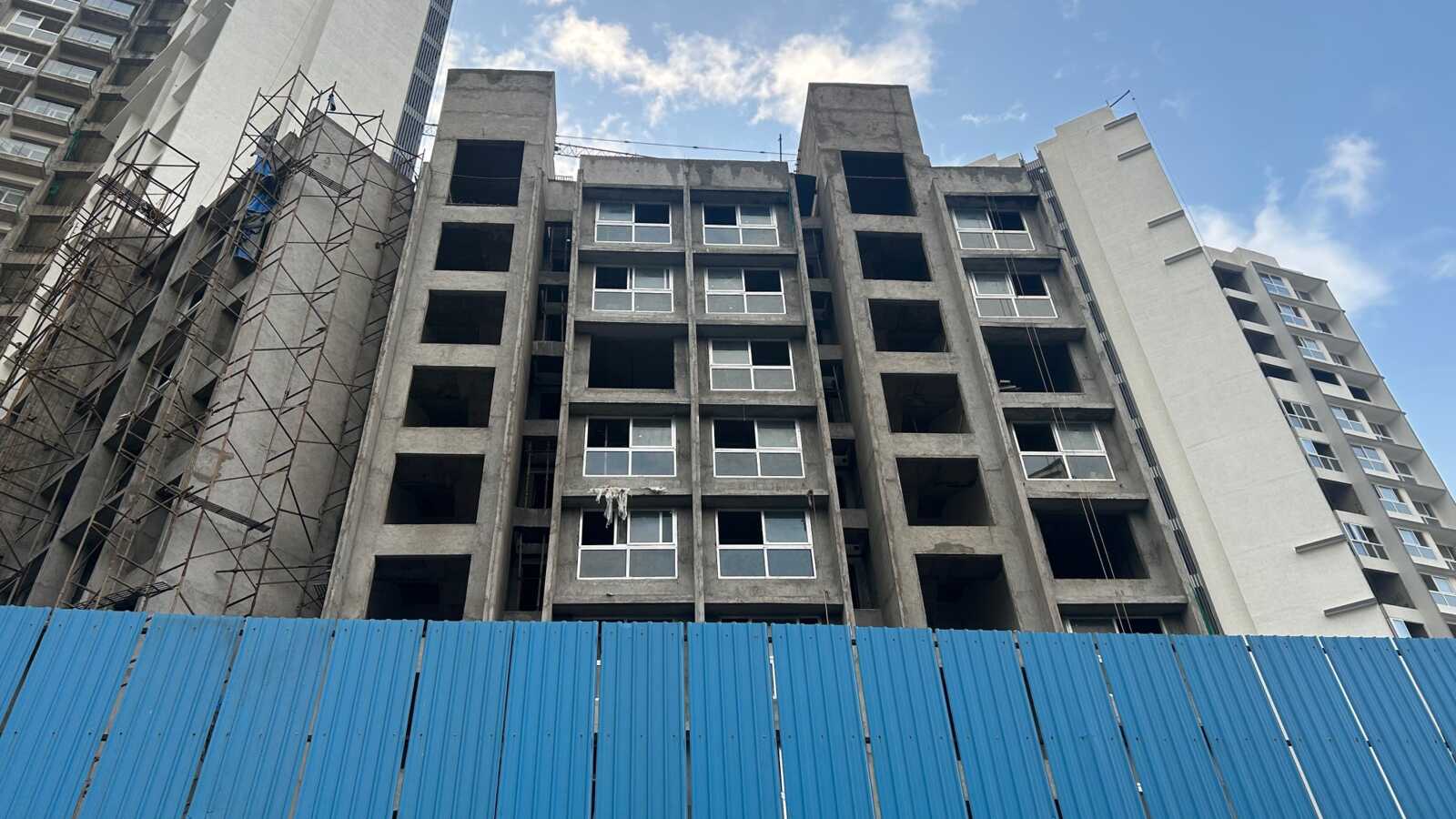 220 sqft Shop for Sale Deonar East