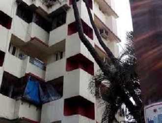 2 BHK Apartment For Sale At Hill Road, Bandra East.