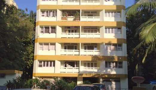 2 BHK Apartment For Rent At Chimbai Road, Bandra West.