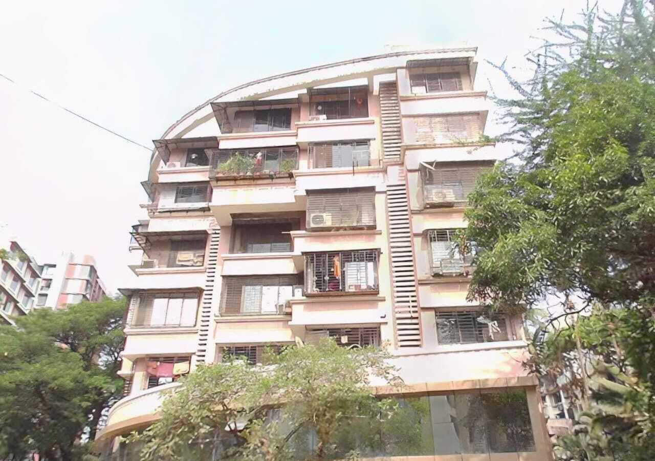 Sale 2 Bhk, 610 sft, Borivali W, Ram Mandir Rd, Narayan Kunj Residency.